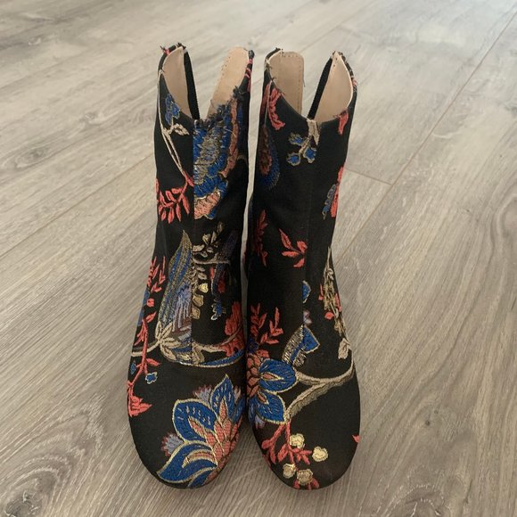 Zara Shoes - MOVING SALE: Zara Floral Booties